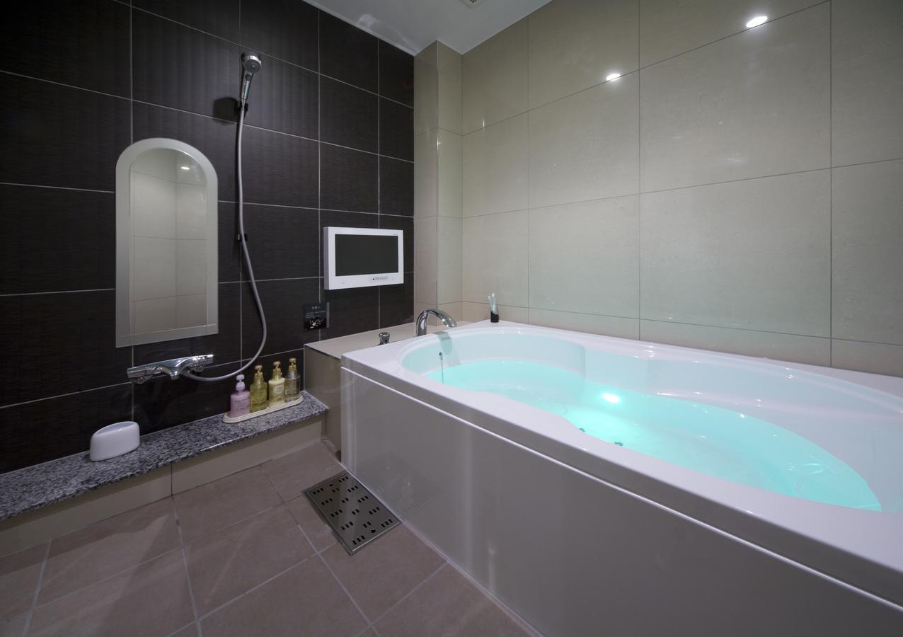 Jewel Hotel Luxury Modern (Adults Only) Miyoshi  Luaran gambar